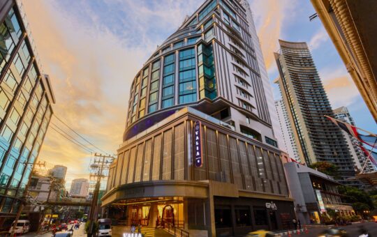 Valia-Hotel-Bangkok-Sukhumvit-11-540x340.jpg