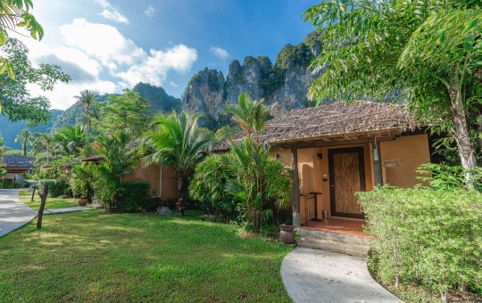 Grand Pond View Cottage